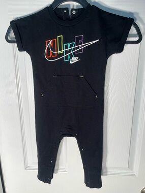 Nike Jumpsuit Size 18M 18 Months Snap Pockets